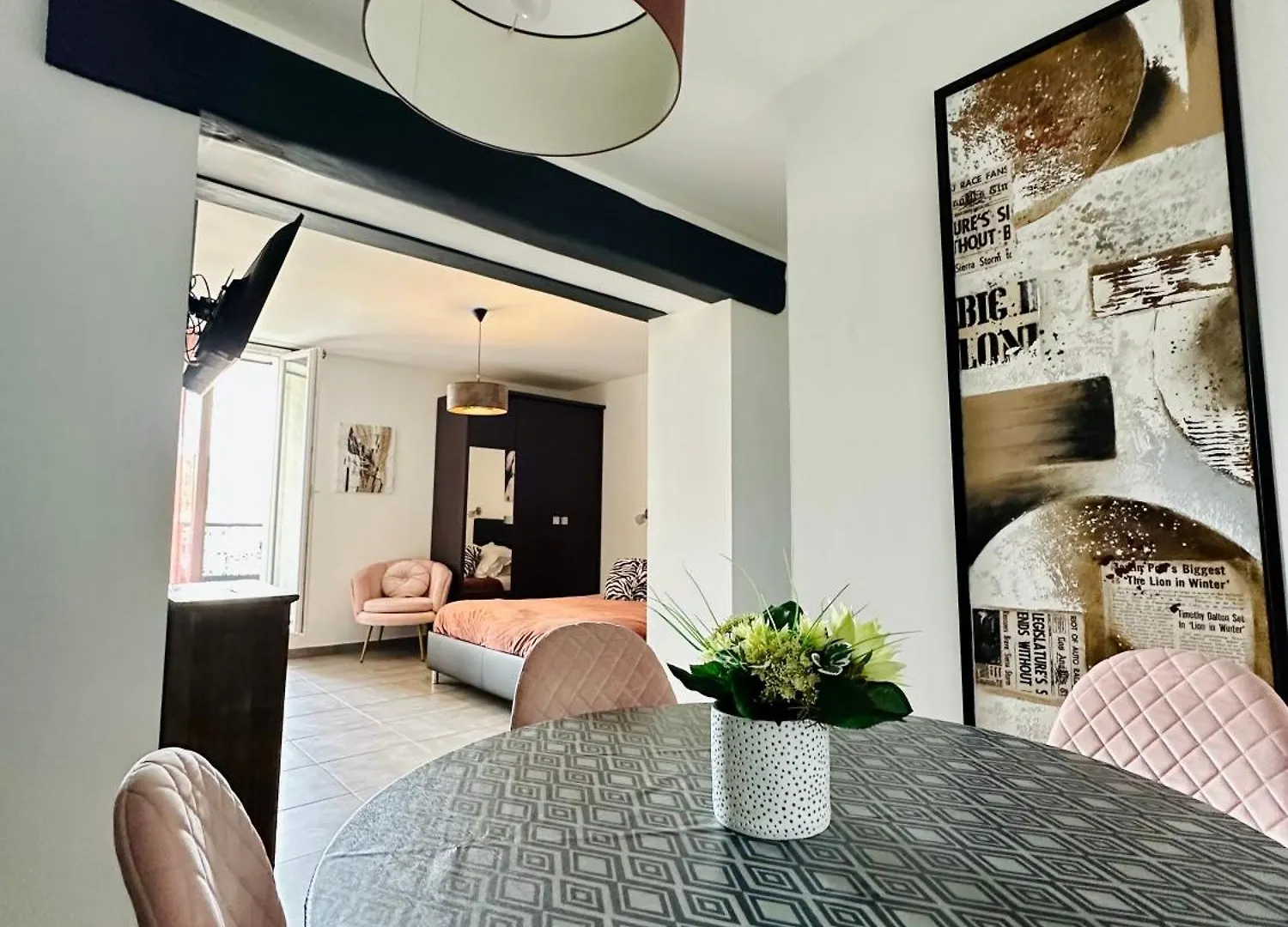Hotel Eden Cassis - Centre-Ville- Piscine Chauffee, Jacuzzi Et Sauna - Parking Prive France